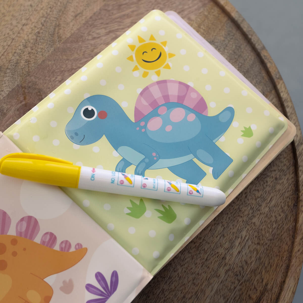 Dinozabava! 🦕 (Mali dinozavri iz pradavnine)